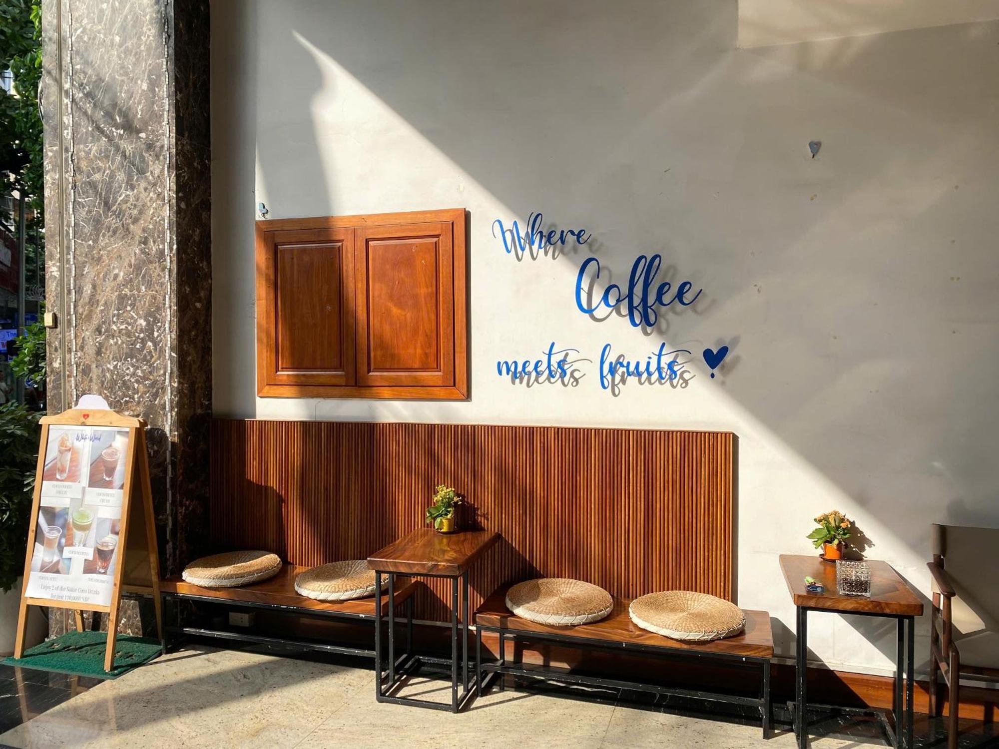 Hai Bay Hotel & Restaurant, Hanoi